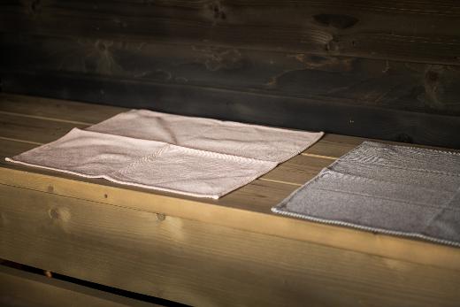 Kirami FinVision Experience Bench towel
