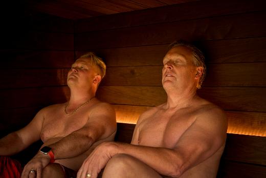 Kirami FinVision® -sauna Nordic misty - là où les chemins finlandais et américains se rencontrent !