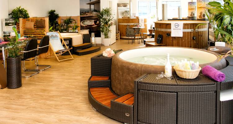 Kirami - Eine Händlergeschichte aus Österreich - Adventure Spa Showroom | Kirami