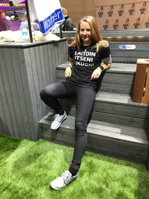 Warmer feelings | Katri Lylynperä Grandyn rappusilla | Kirami