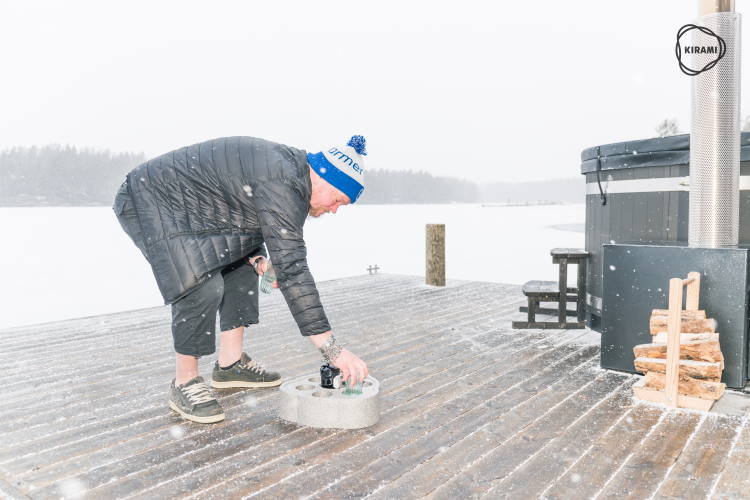 Ville Haapasalo | Lasten suosikki on paljussa kelluva Tubbar 2-juomateline, jossa pitää olla juotavaa tarjolla | Kirami