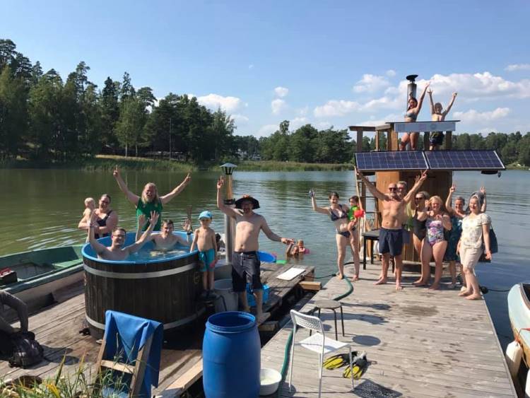 Janne Käpylehto | Suomessa vietettiin historian ensimmäistä saunapäivää 27.7.2019 | Kirami