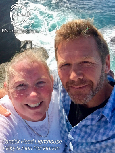 Alan et son épouse Vicky vivent à Cantick Head Lighthouse avec leurs trois enfants | Kirami