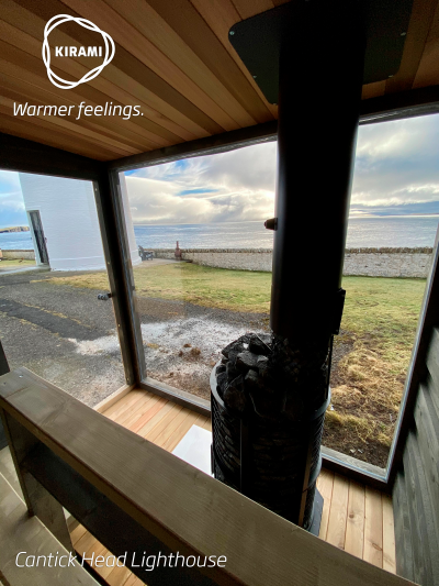 Cantick Head Lighthouse | Alan Mackinnon was dolblij met het vinden van een traditionele hottub en sauna met houtverwarming | Kirami