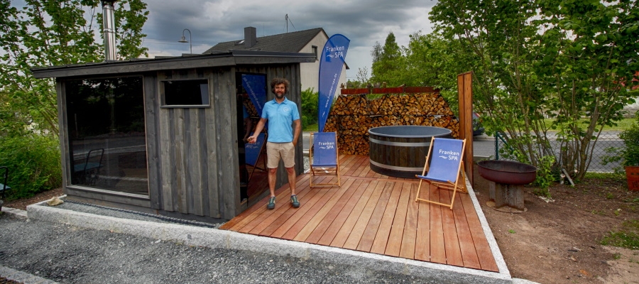 Franken SPA | Kirami-Badefässer und -Saunen auf riesigem Ausstellungsgelände