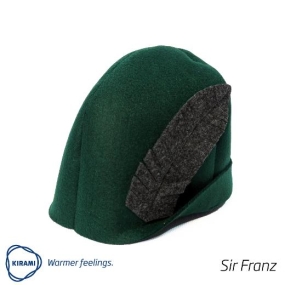 Kirami Tubhat Sir Franz - e bonnet de tyrolien vert décoré d'une plume grise ornera votre chef à merveille.